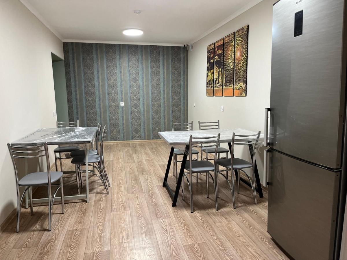 Hostel Nomad الماتي المظهر الخارجي الصورة
