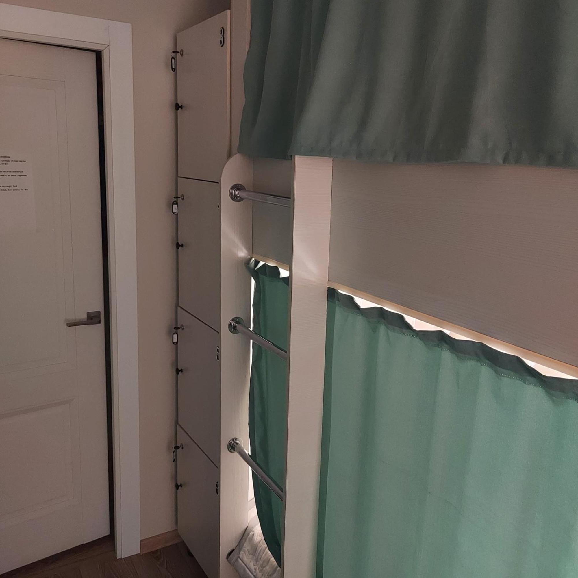 Hostel Nomad الماتي المظهر الخارجي الصورة