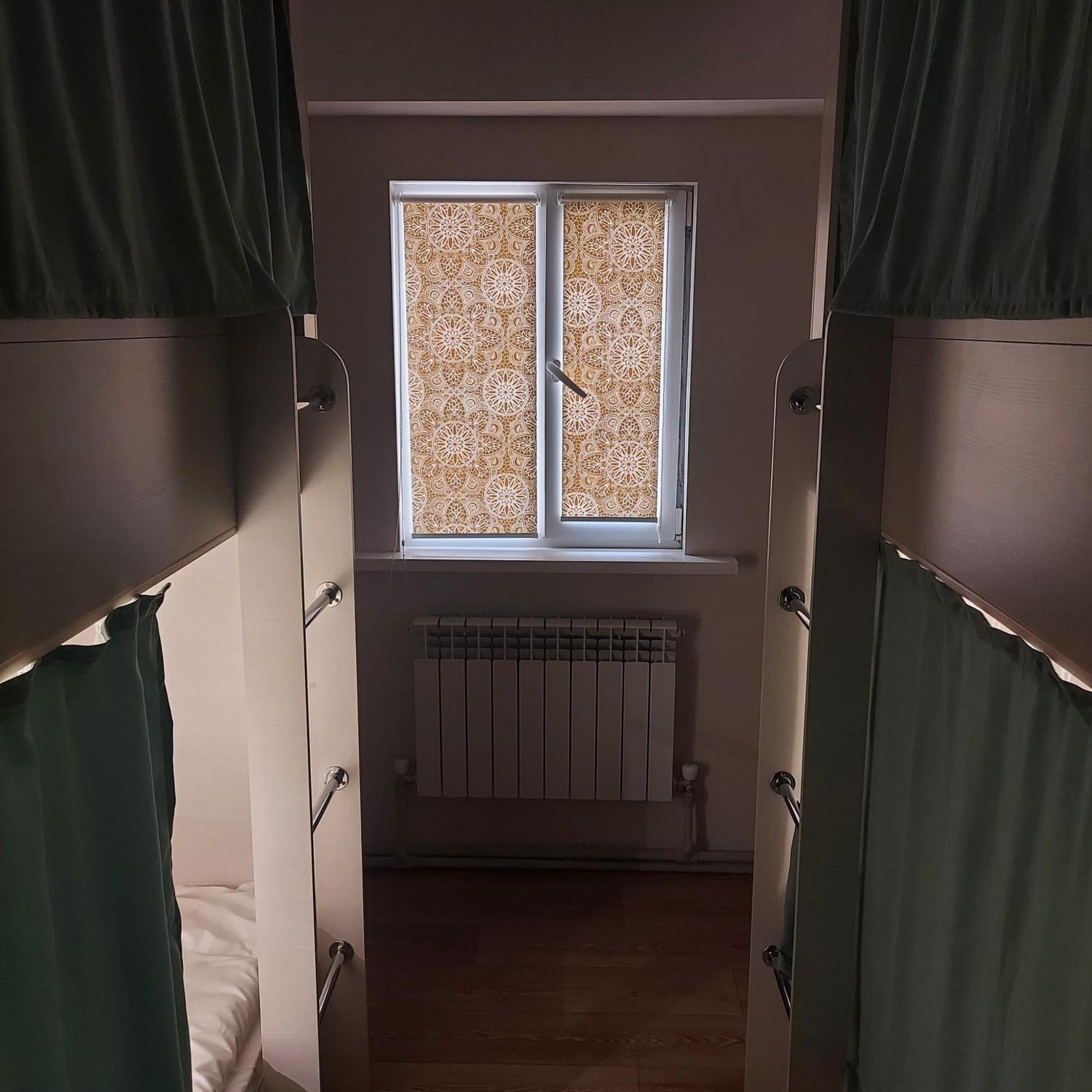 Hostel Nomad الماتي المظهر الخارجي الصورة