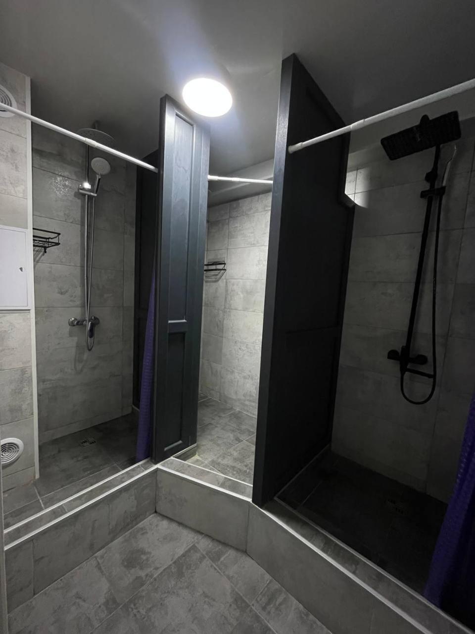 Hostel Nomad الماتي المظهر الخارجي الصورة